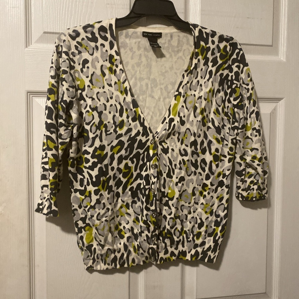 NY & Co.  Blk/White/Yellow Animal Print V Neck Cotton Cardigan Sweater - Sz XL
